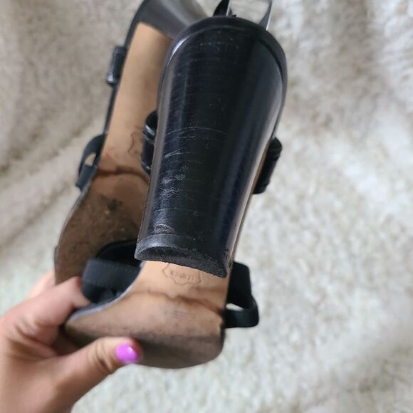 Stuart Weitzman Y2K Square Toe Strappy Heeled‎ Sandals sz 9.5 - Picture 8 of 11